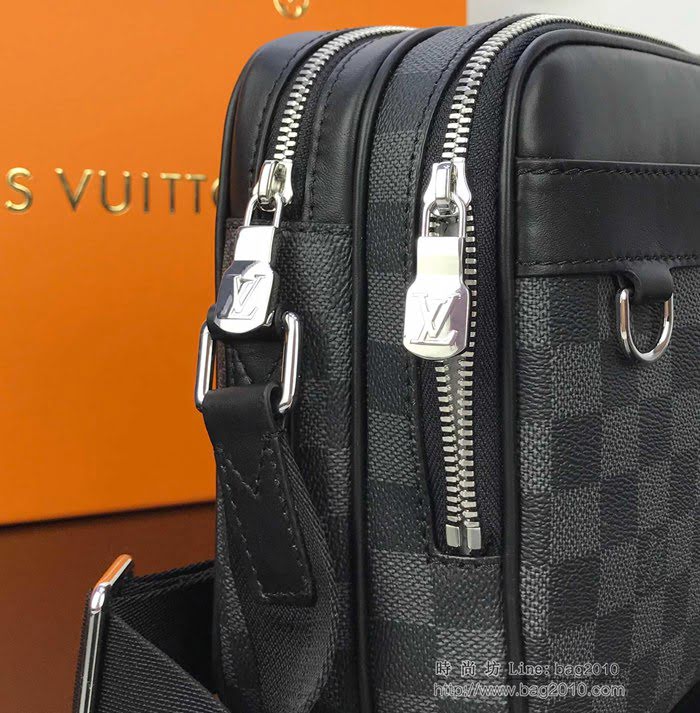 路易威登LV男包 頂級原單 N40087 Trocadero NM小號郵差包 Damier Graphite塗層帆布 男士單肩斜挎包  ydh2637